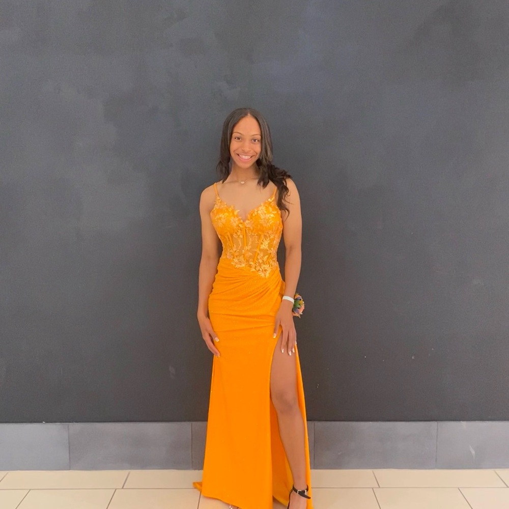 Orange Kassie Prom dress from Algist. Only worn once